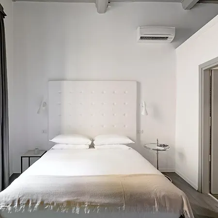 N - Space Modern Guestrooms Pensionat Rom