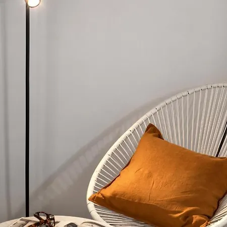 N - Space Modern Guestrooms Gasthuis 4*