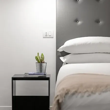 N - Space Modern Guestrooms